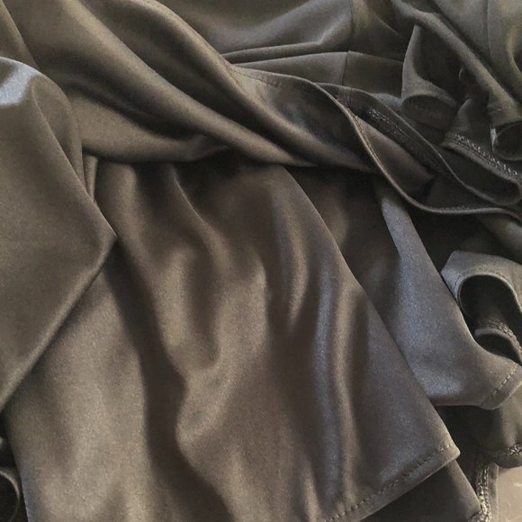 NWT White House Black Market Black Shutter Pleated Sleeveless Dress 4 - Picture 11 of 11